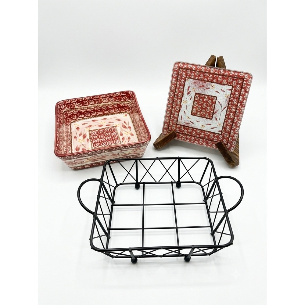Temp-tations Old World Cranberry 1.5 QT Square Baker Casserole Trivet Caddy 3pc